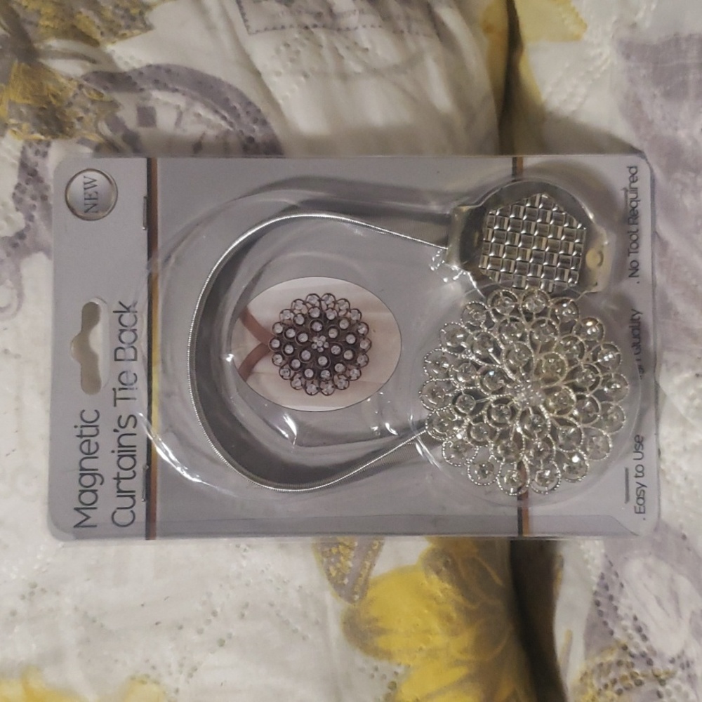 2 PC Magnetic Curtain's Tie Back